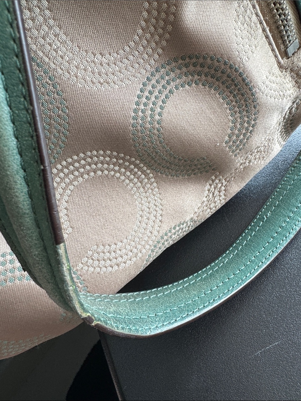 Y2K Coach Ashley Beige Jacquard Dot Shoulder Bag with Green Leather Trim - Picture 3 of 4